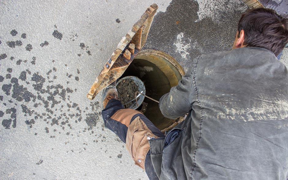 déboucher canalisation wc Les Bréviaires